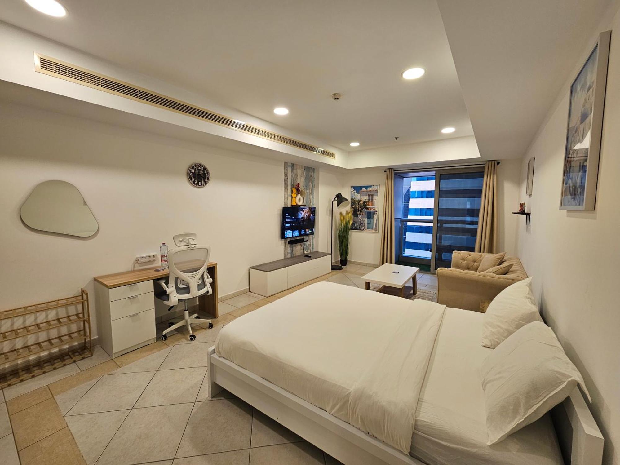 Super Host At Highest Residential Tower In The World, Private In A Shared Accommodatie bij particulieren